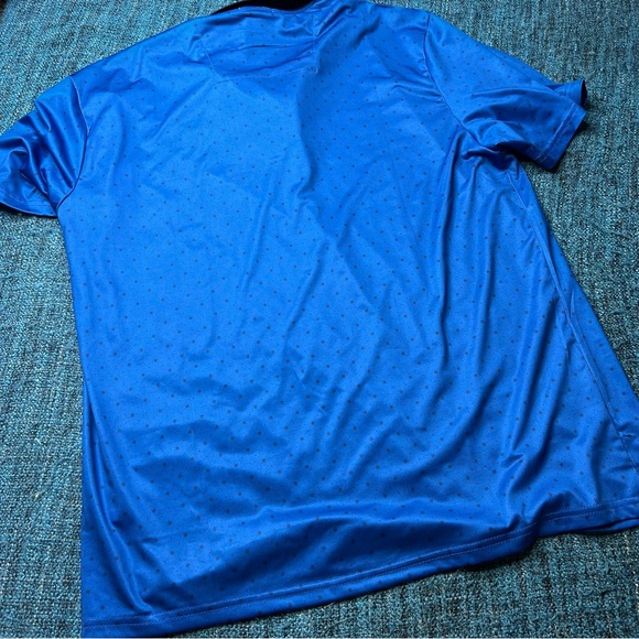 Legend Golf Extreme Stretch Golf Polo in Blue Star Snowflake Pattern - Picture 4 of 5